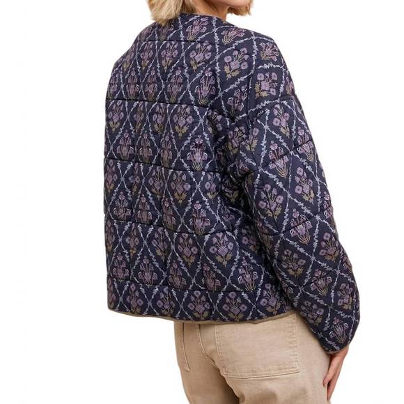 NEW IN-LOOM printed quilt jacket in midnight floral - Picture 3 of 3
